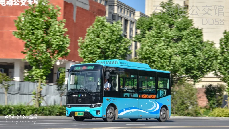 808路